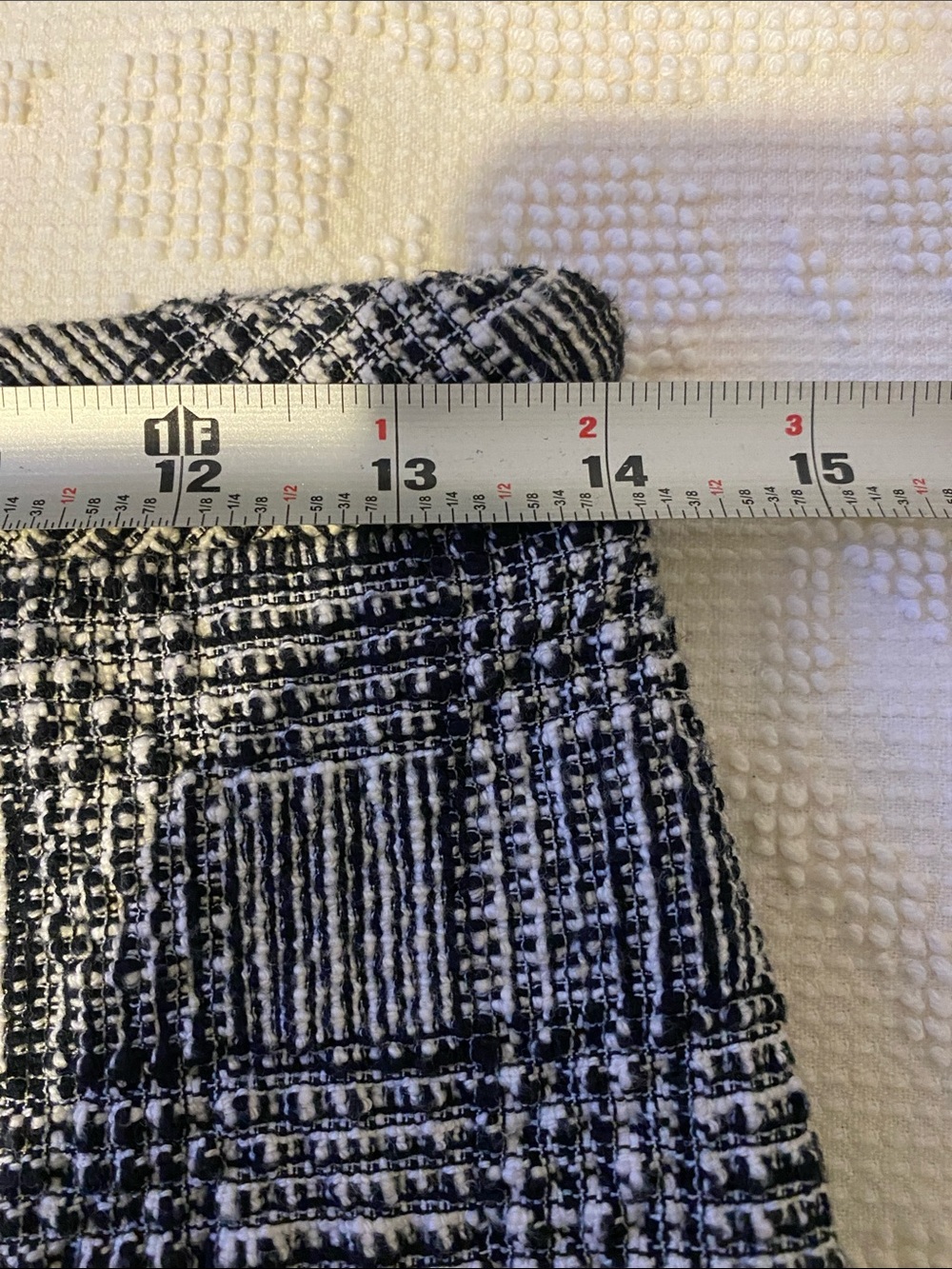 Banana Republic Black and White Plaid Pencil Skirt, thick skirt - Picture 3 of 7